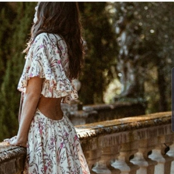 ❌SOLD❌ 🦄 *Spell Designs: Bambi Gown*🦄 - Picture 2 of 8